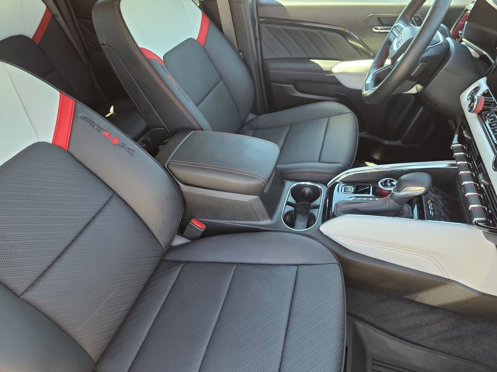 2024 GMC Canyon AT4X