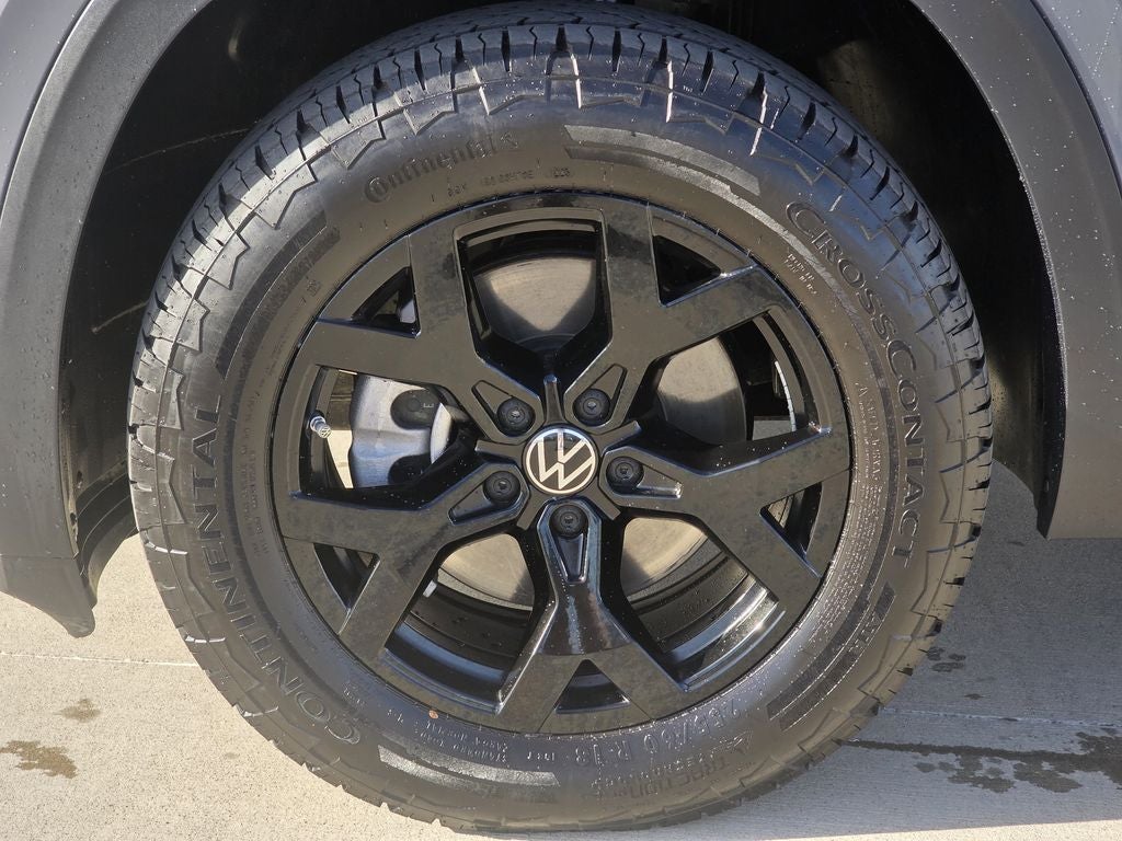 2025 Volkswagen Atlas 2.0T Peak Edition