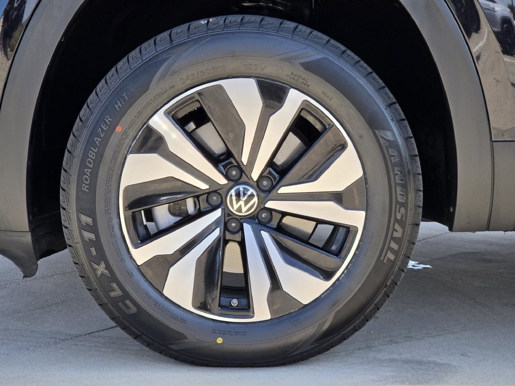 2024 Volkswagen Atlas 2.0T SE