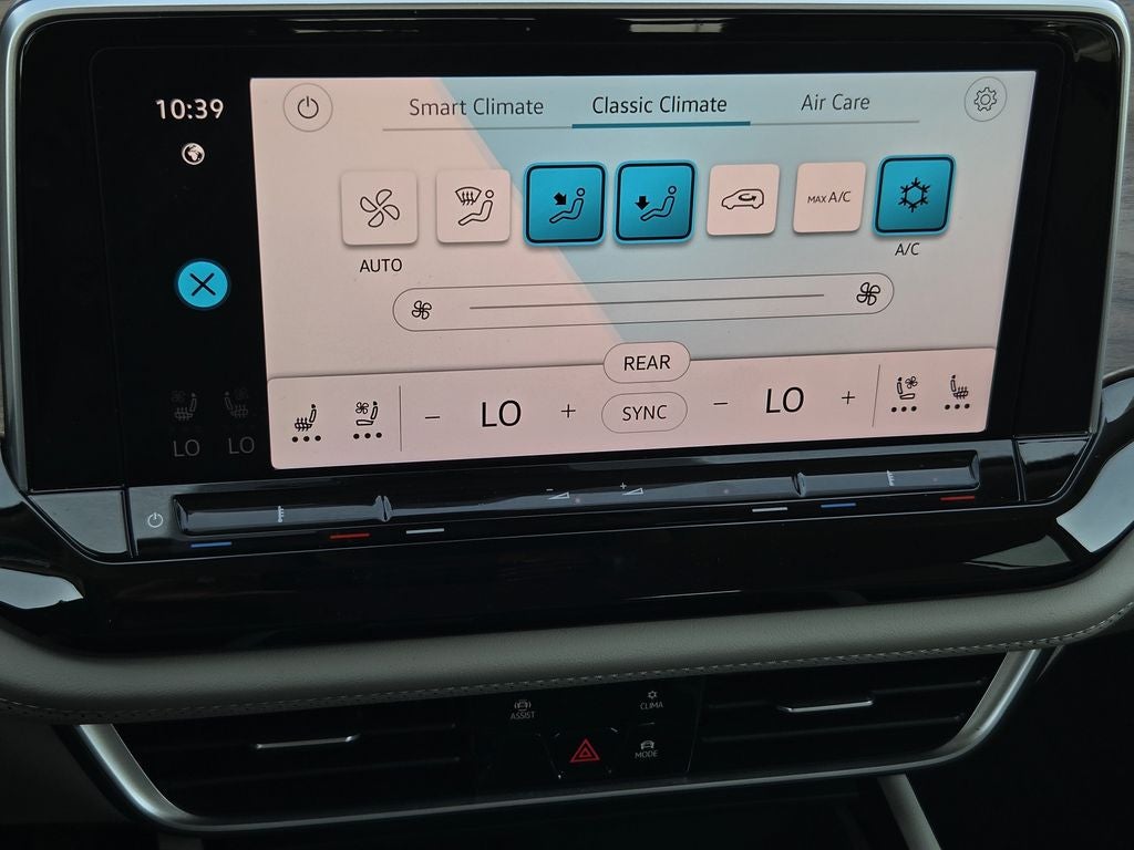 2025 Volkswagen Atlas 2.0T SE