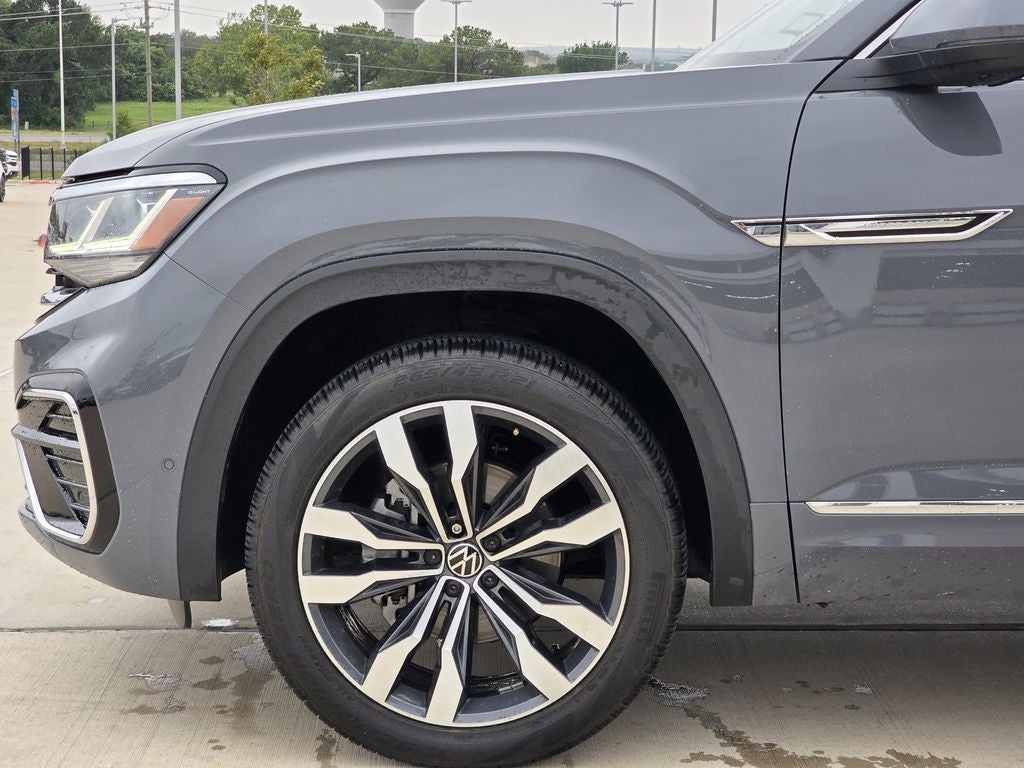 2023 Volkswagen Atlas Cross Sport 3.6L V6 SEL Premium R-Line