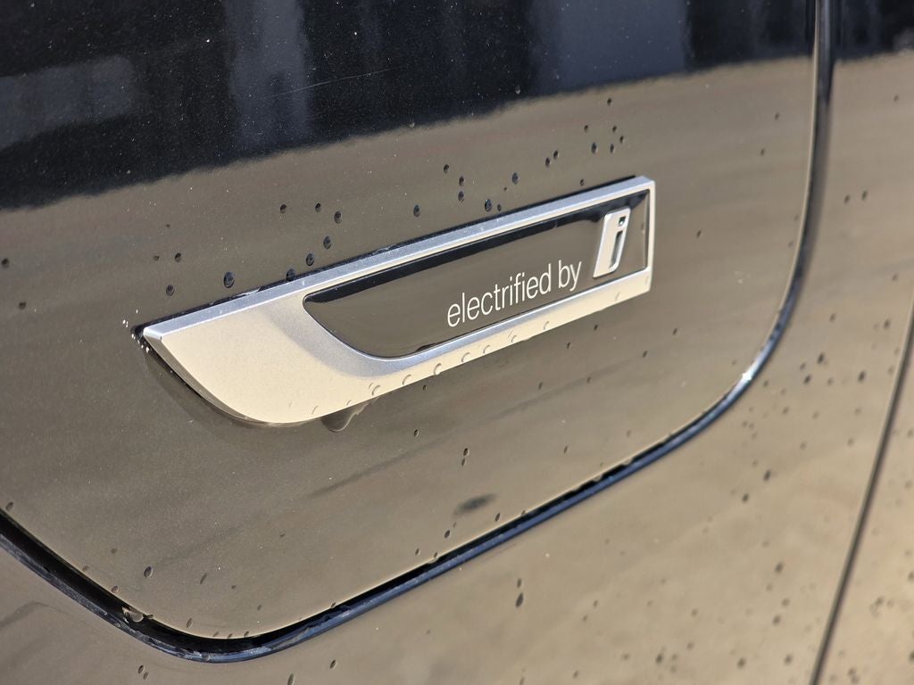 2023 BMW 3 Series 330e iPerformance