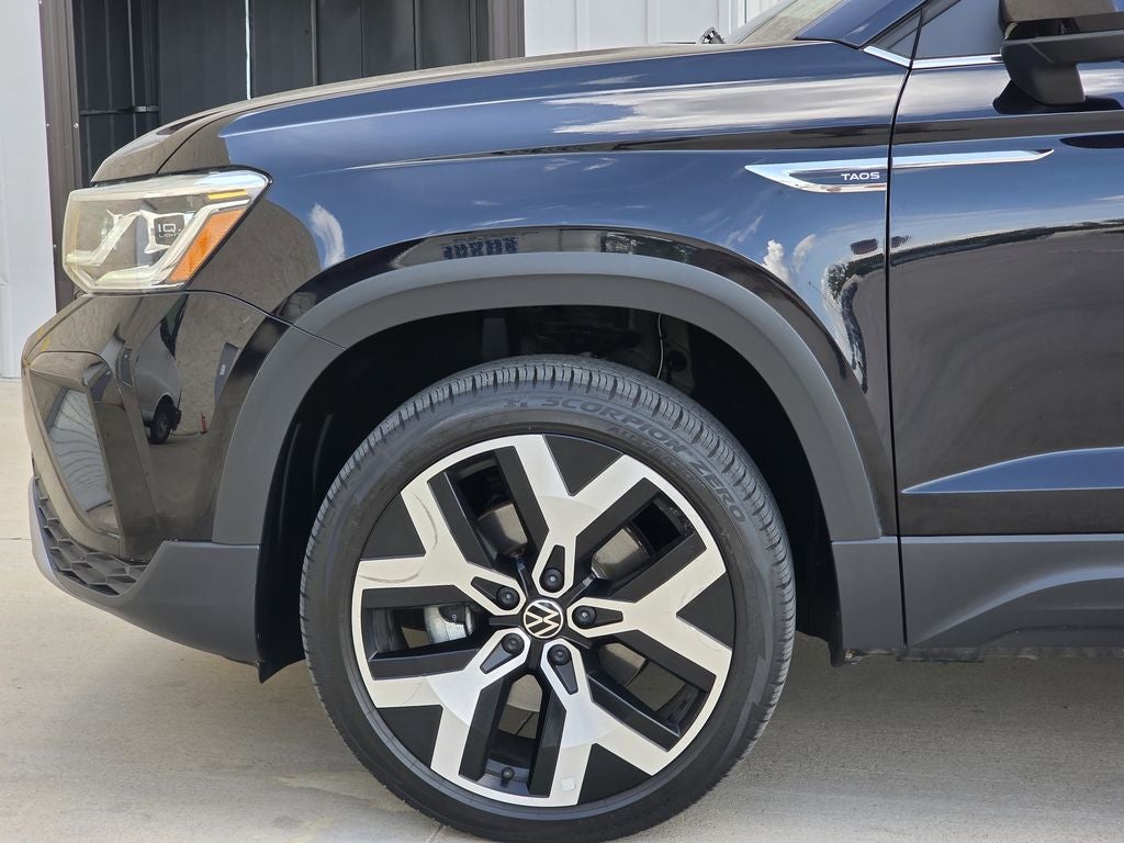 2023 Volkswagen Taos 1.5T SEL