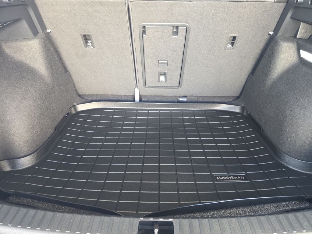 2025 Volkswagen Taos 1.5T SE Black