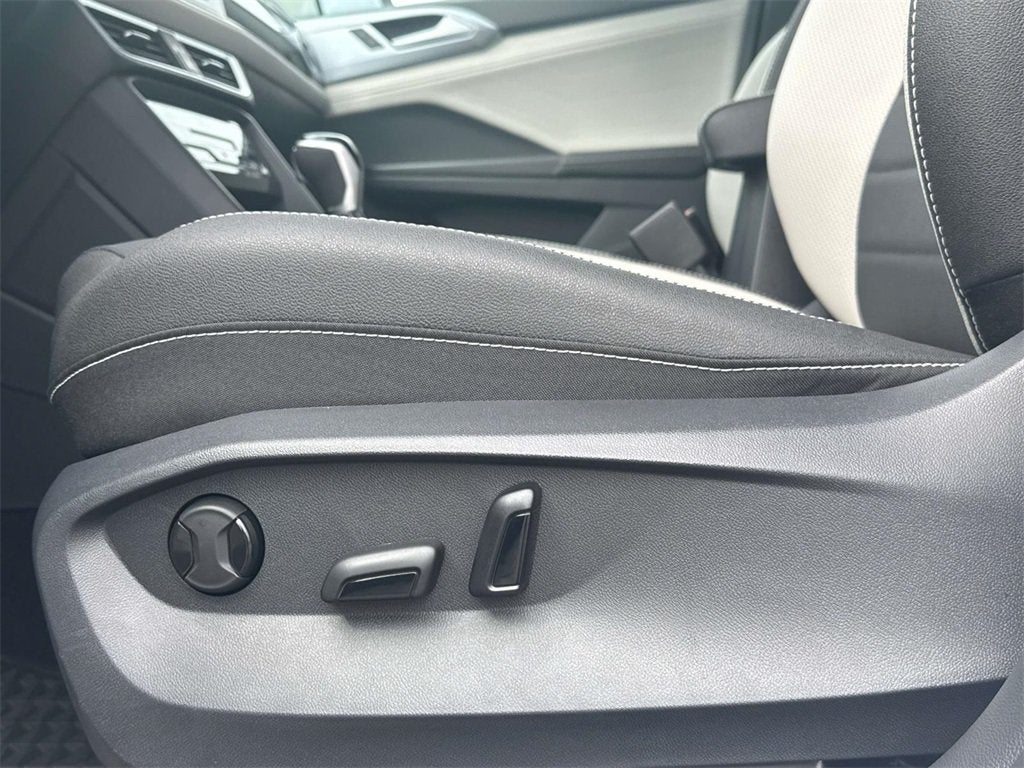 2025 Volkswagen Taos 1.5T SEL