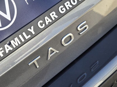 2025 Volkswagen Taos 1.5T SE