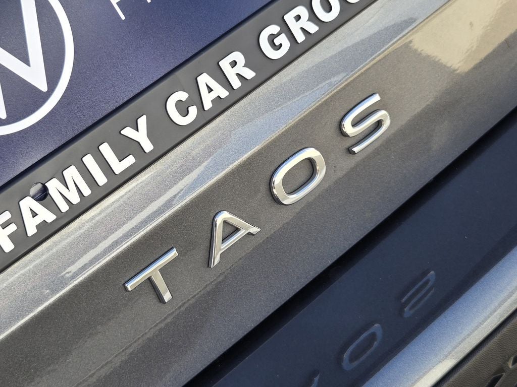 2025 Volkswagen Taos 1.5T SE