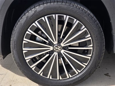 2025 Volkswagen Taos 1.5T SE