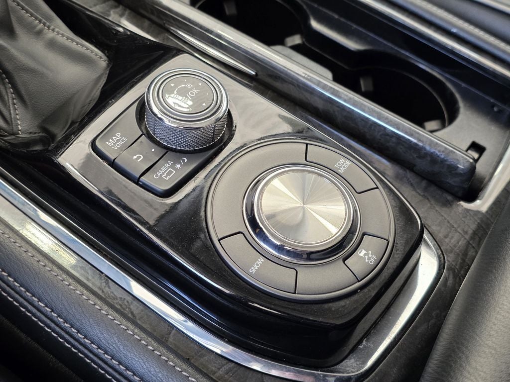 2021 INFINITI QX80 LUXE