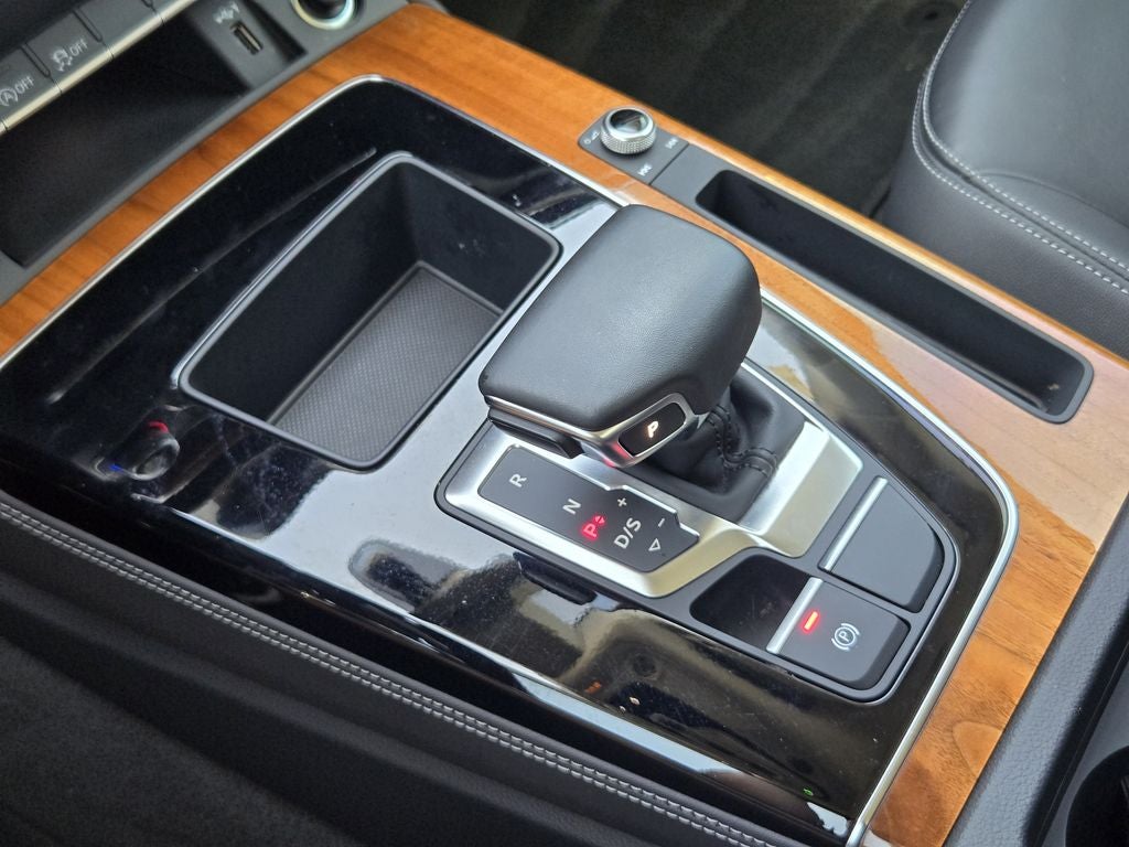 2023 Audi Q5 45 S line Premium quattro