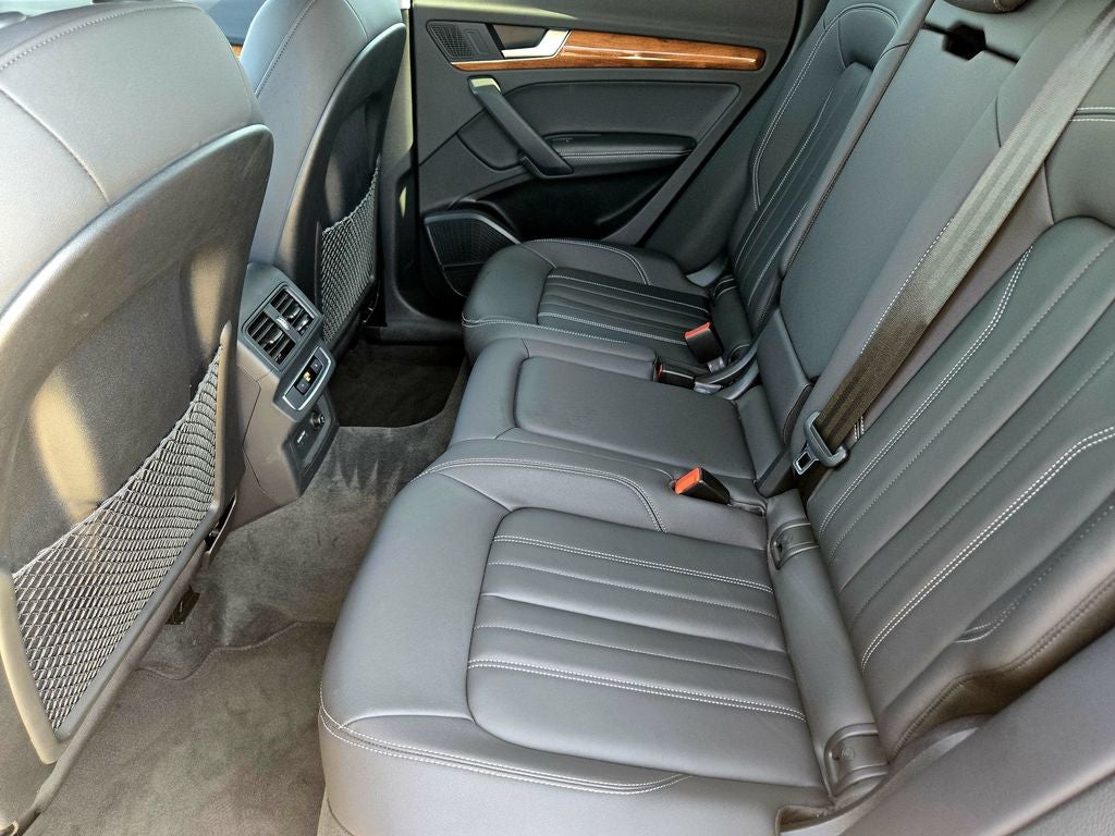 2023 Audi Q5 45 S line Premium quattro