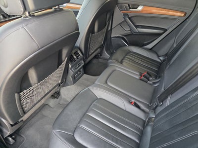 2023 Audi Q5 45 S line Premium quattro