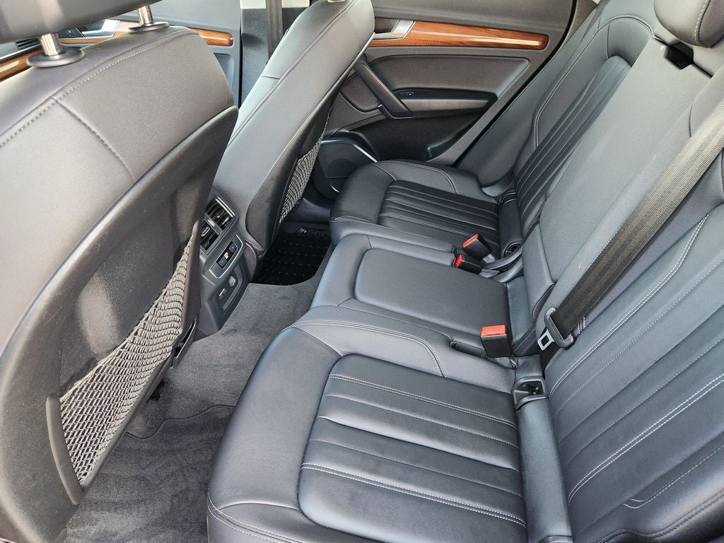 2023 Audi Q5 45 S line Premium quattro