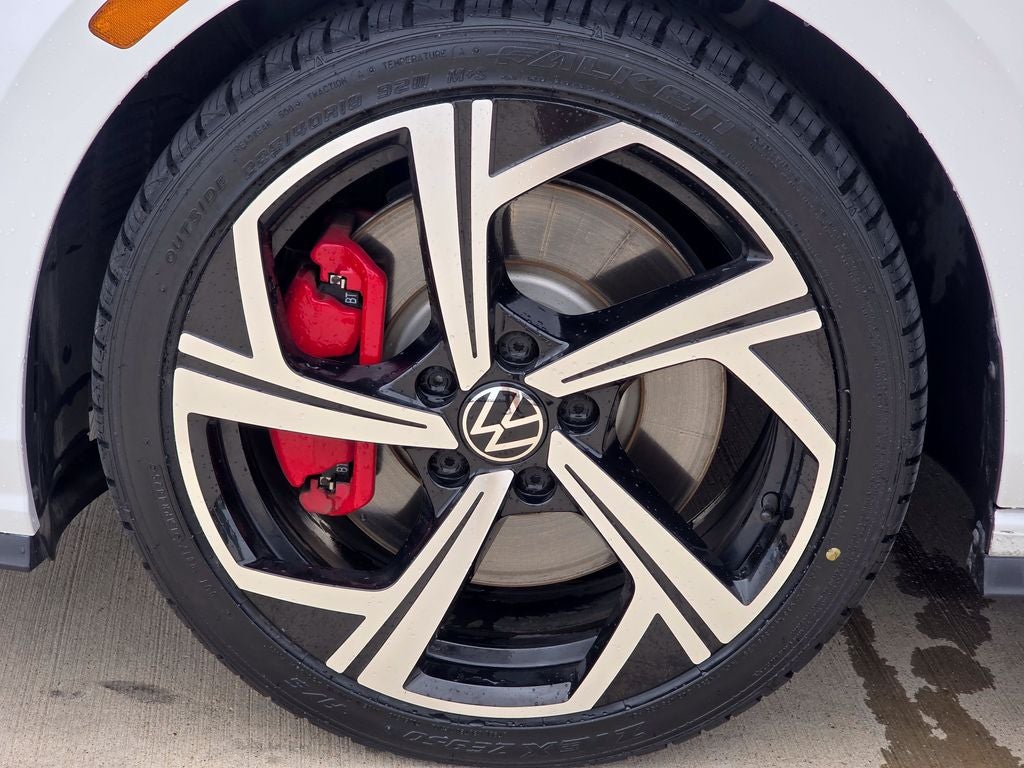 2024 Volkswagen Golf GTI 2.0T SE
