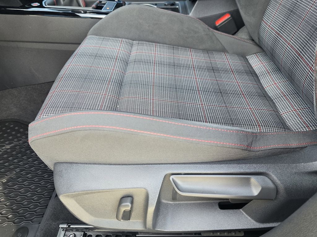 2024 Volkswagen Golf GTI S