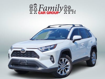 2025 Toyota RAV4 XLE Premium