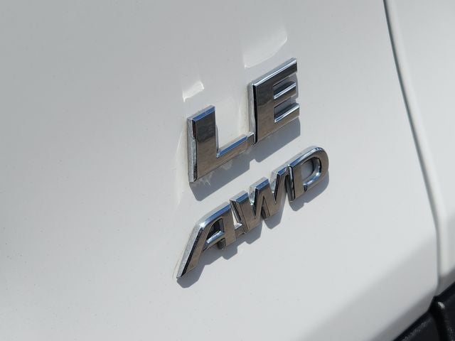 2025 Toyota RAV4 LE