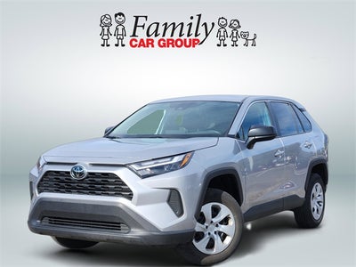 2024 Toyota RAV4 LE