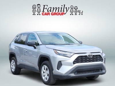 2025 Toyota RAV4 LE