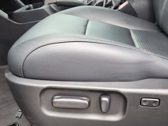 2023 Toyota Tacoma Limited V6