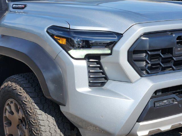 2025 Toyota Tacoma Hybrid Trailhunter