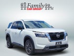 2024 Nissan Pathfinder S
