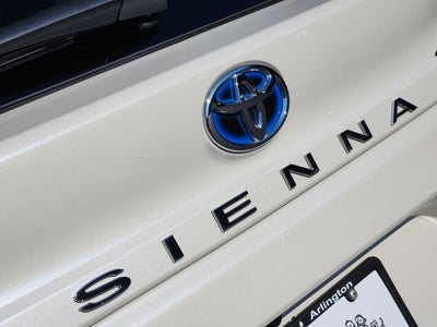 2021 Toyota Sienna Platinum 7 Passenger