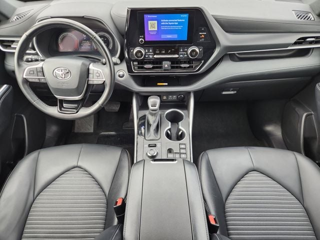2025 Toyota Highlander XSE