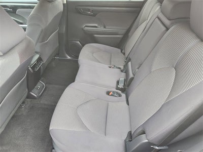 2024 Toyota Highlander LE