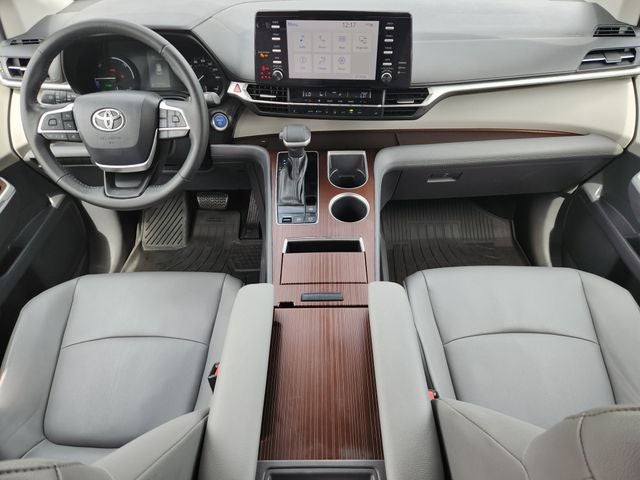2022 Toyota Sienna XLE 7 Passenger
