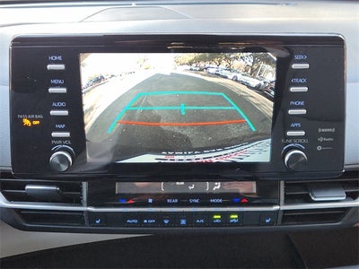 2024 Toyota Sienna XLE 8 Passenger