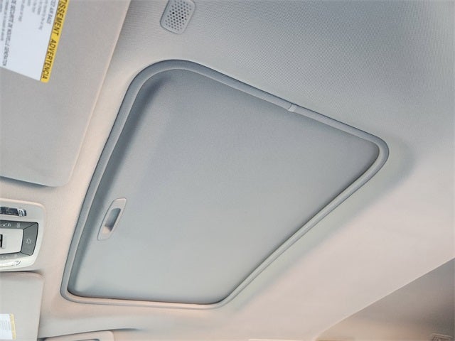 2024 Toyota Sienna XLE 8 Passenger