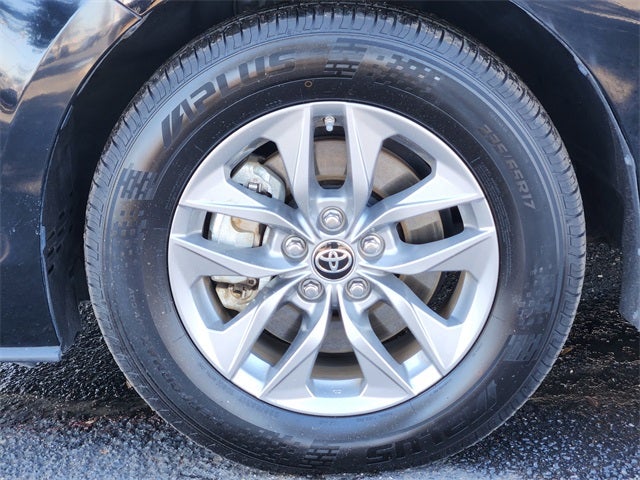 2024 Toyota Sienna XLE 8 Passenger