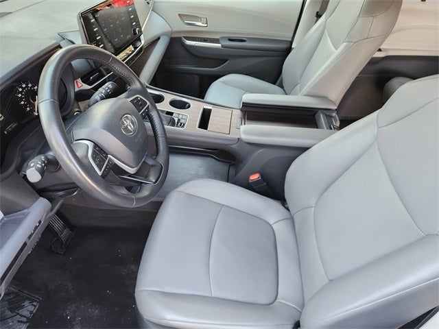 2024 Toyota Sienna XLE 8 Passenger