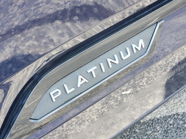 2023 Toyota Tundra Hybrid Platinum