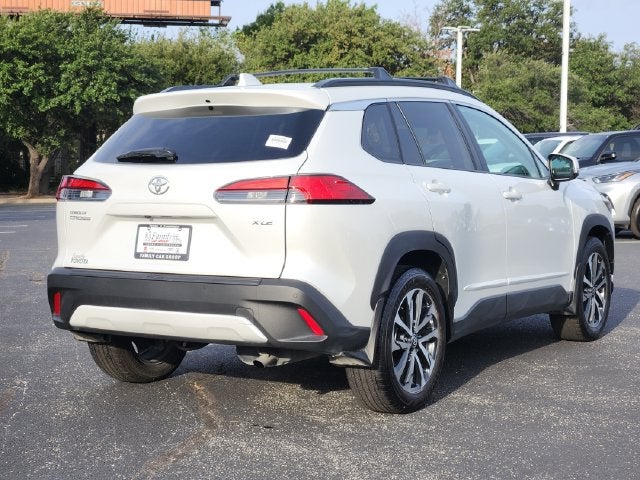 2024 Toyota Corolla Cross XLE