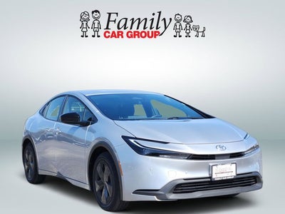 2025 Toyota Prius LE