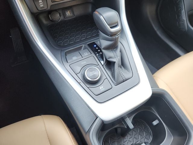2025 Toyota RAV4 Hybrid XLE Premium