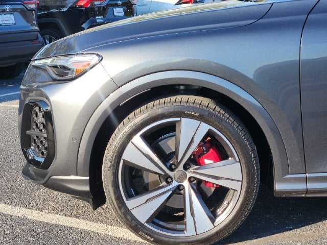 2026 Audi SQ5 Premium Plus quattro