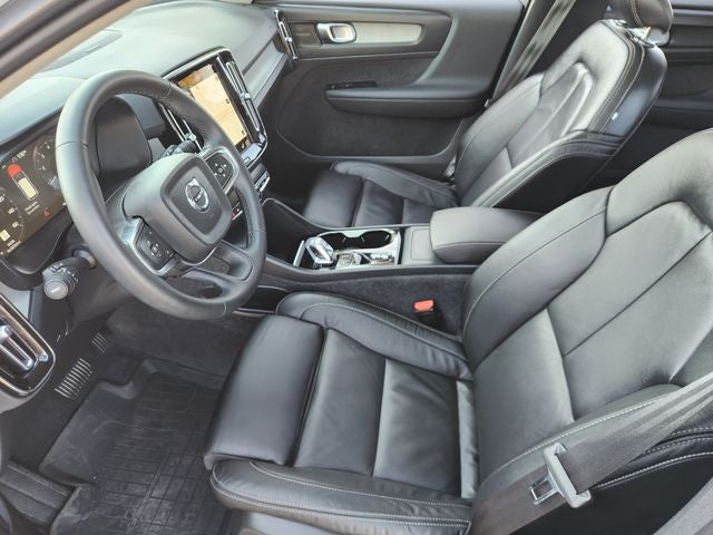 2022 Volvo XC40 T5 Inscription