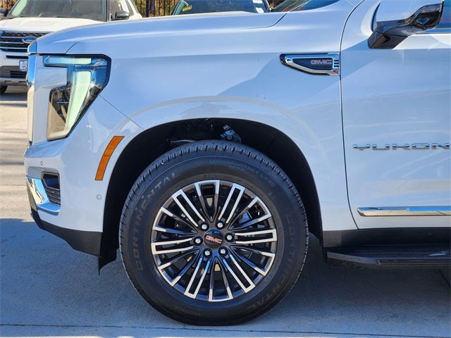 2025 GMC Yukon Elevation