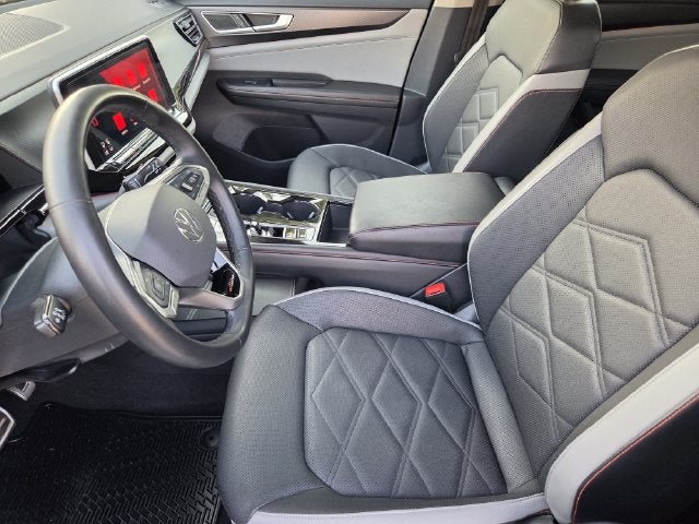 2024 Volkswagen Atlas 2.0T Peak Edition SE w/Technology