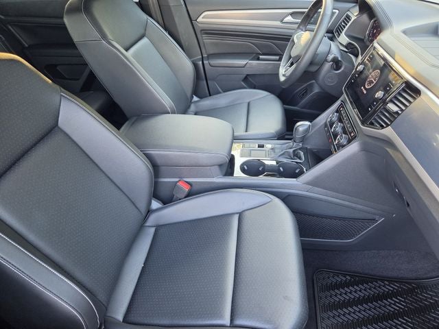 2020 Volkswagen Atlas Cross Sport 3.6L V6 SEL R-Line