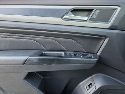 2020 Volkswagen Atlas Cross Sport 3.6L V6 SEL R-Line