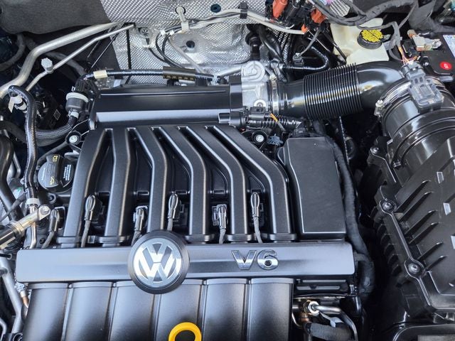 2020 Volkswagen Atlas Cross Sport 3.6L V6 SEL R-Line