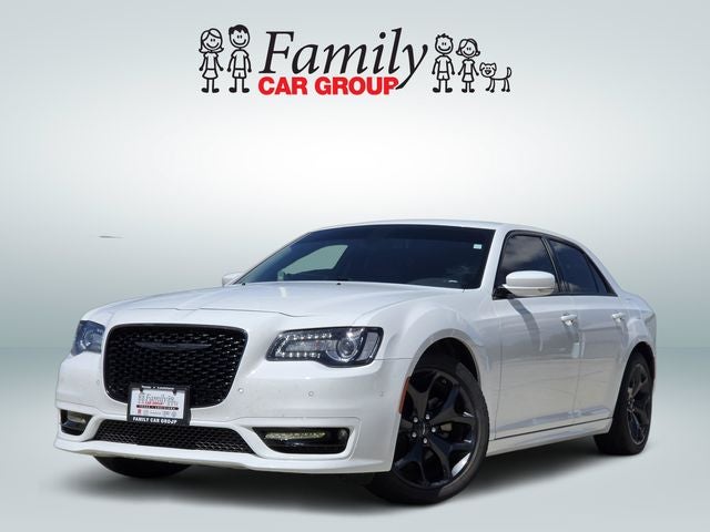 2023 Chrysler 300