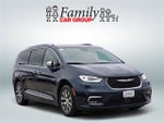 2022 Chrysler Pacifica Hybrid Pinnacle