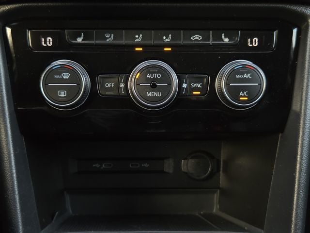 2022 Volkswagen Taos 1.5T SEL