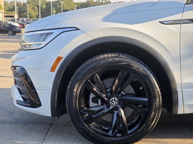 2024 Volkswagen Tiguan 2.0T SE R-Line Black