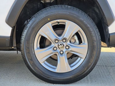 2025 Toyota RAV4 Hybrid LE